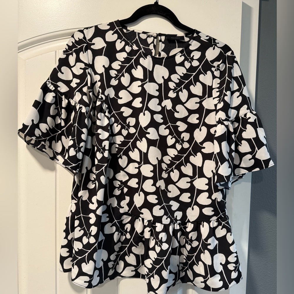 Black and White Heart Print Women's Top